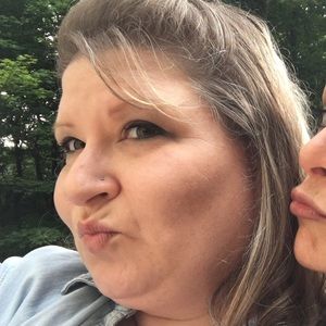 Meet your Posher, Brandi